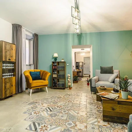 Beb Omare Bed & Breakfast 4*