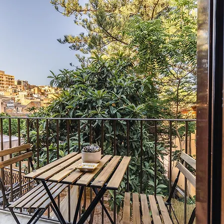 Beb Omare 4* Agrigento