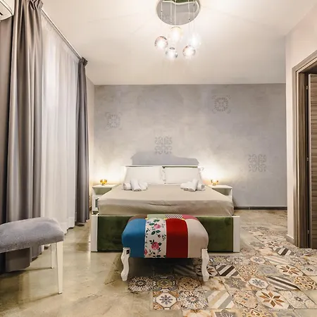 Beb Omare Bed and Breakfast 4*