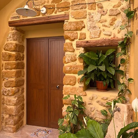 Beb Omare Bed and Breakfast Αγκριτζέντο
